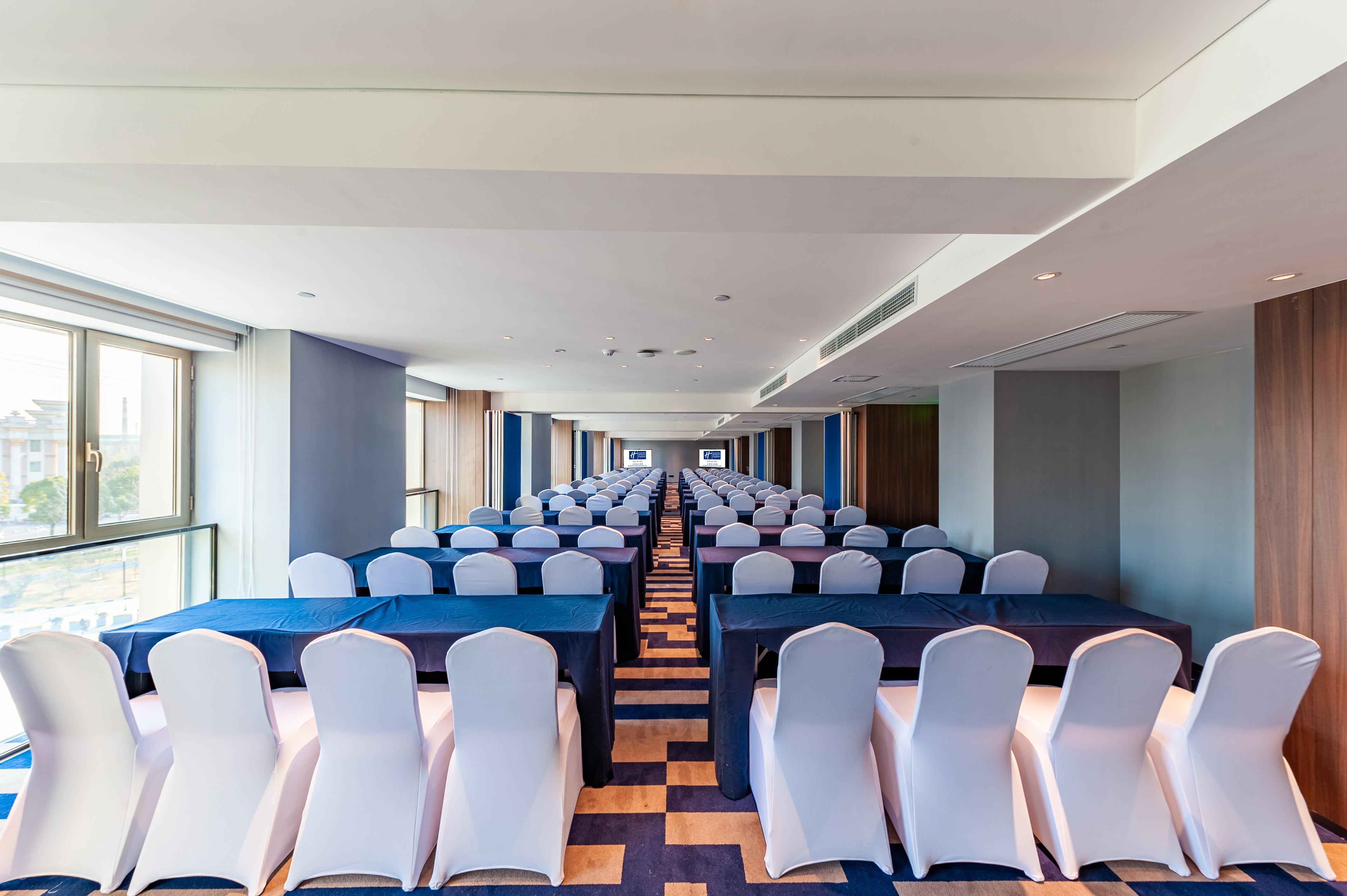 Holiday Inn Express Shanghai Baoyang By Ihg Exterior photo